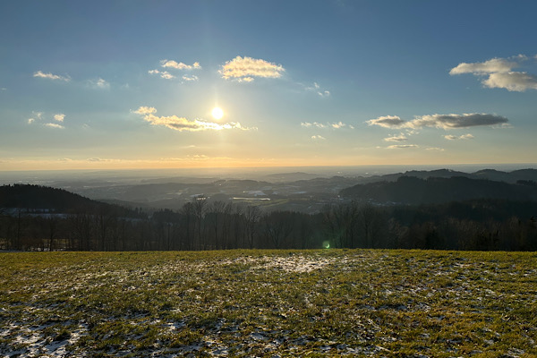 Der Überblick auf einem Berg. Was möchte ich der Welt zurückgeben? Weite und Freiheit.