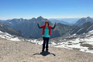 Emotionale Freiheit - Ich stehe auf einem Berg und fühle mich frei.